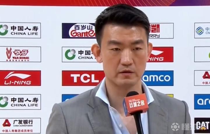 的加盟正是